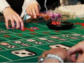 冰球突破豪华版手机版桌面版客户端